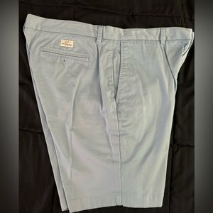 Vineyard Vines Shorts (Size 36)